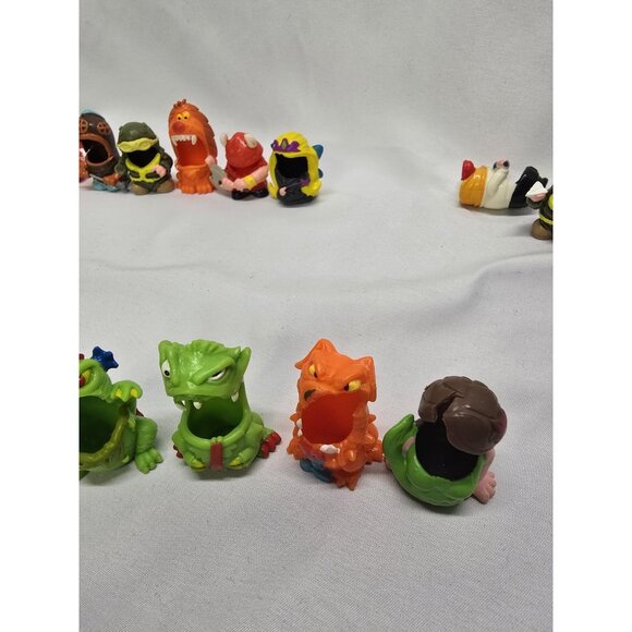 Moose Mighty Beanz 55 PC Lot Bodz, 29 Beanz Collectible Rare Vintage Some Flaws - Picture 15 of 16